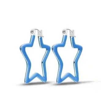 گوشواره نقره ستاره آبی؛ اکسسوری خاص و مینیمال با طراحی مدرن