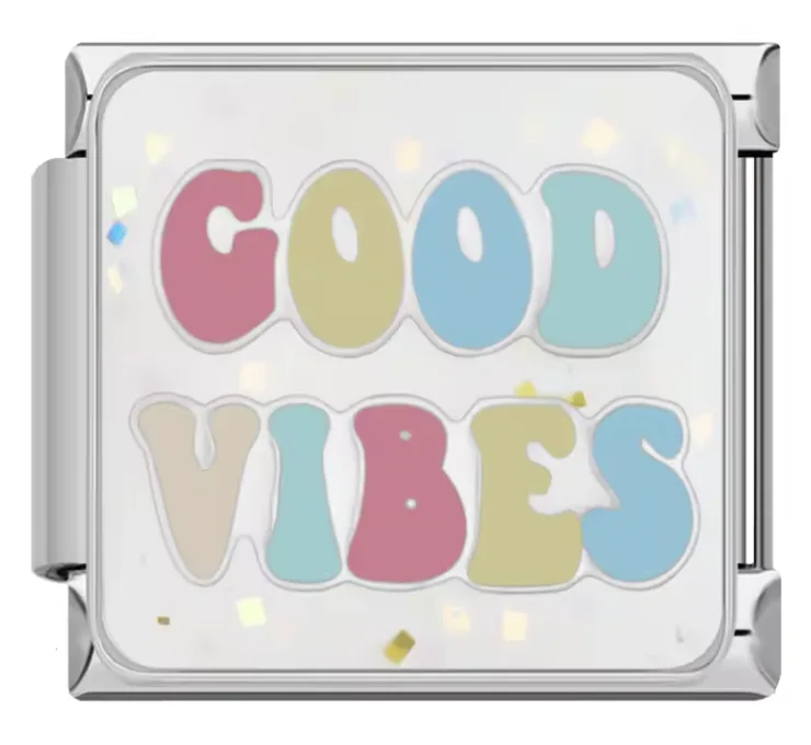 خرید چارم ایتالیایی Good Vibes | اکسسوری خاص دستبند هنریتو