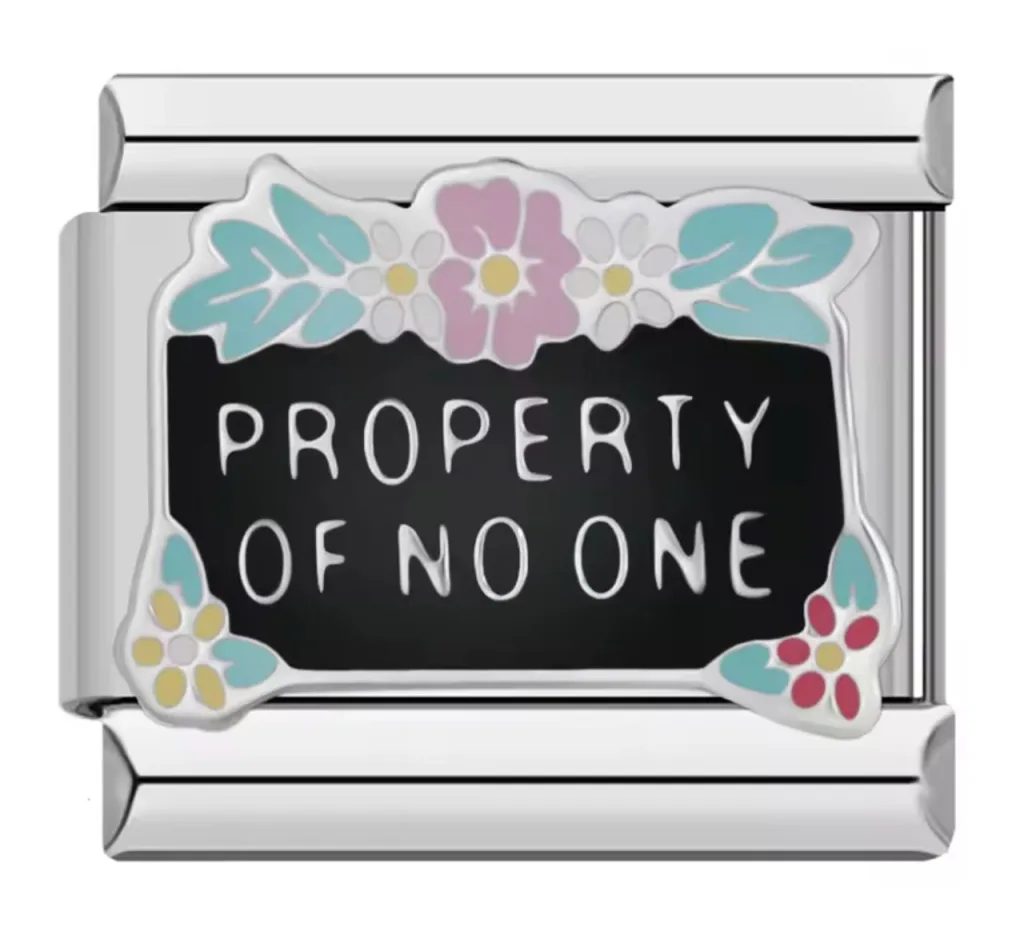 چارم ایتالیایی Property of No One | اکسسوری خاص و مینیمال