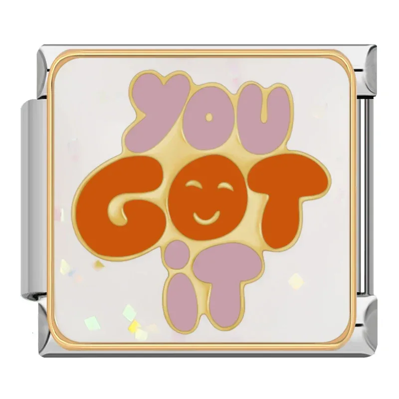 چارم ایتالیایی You Got It با طراحی فانتزی و رنگی